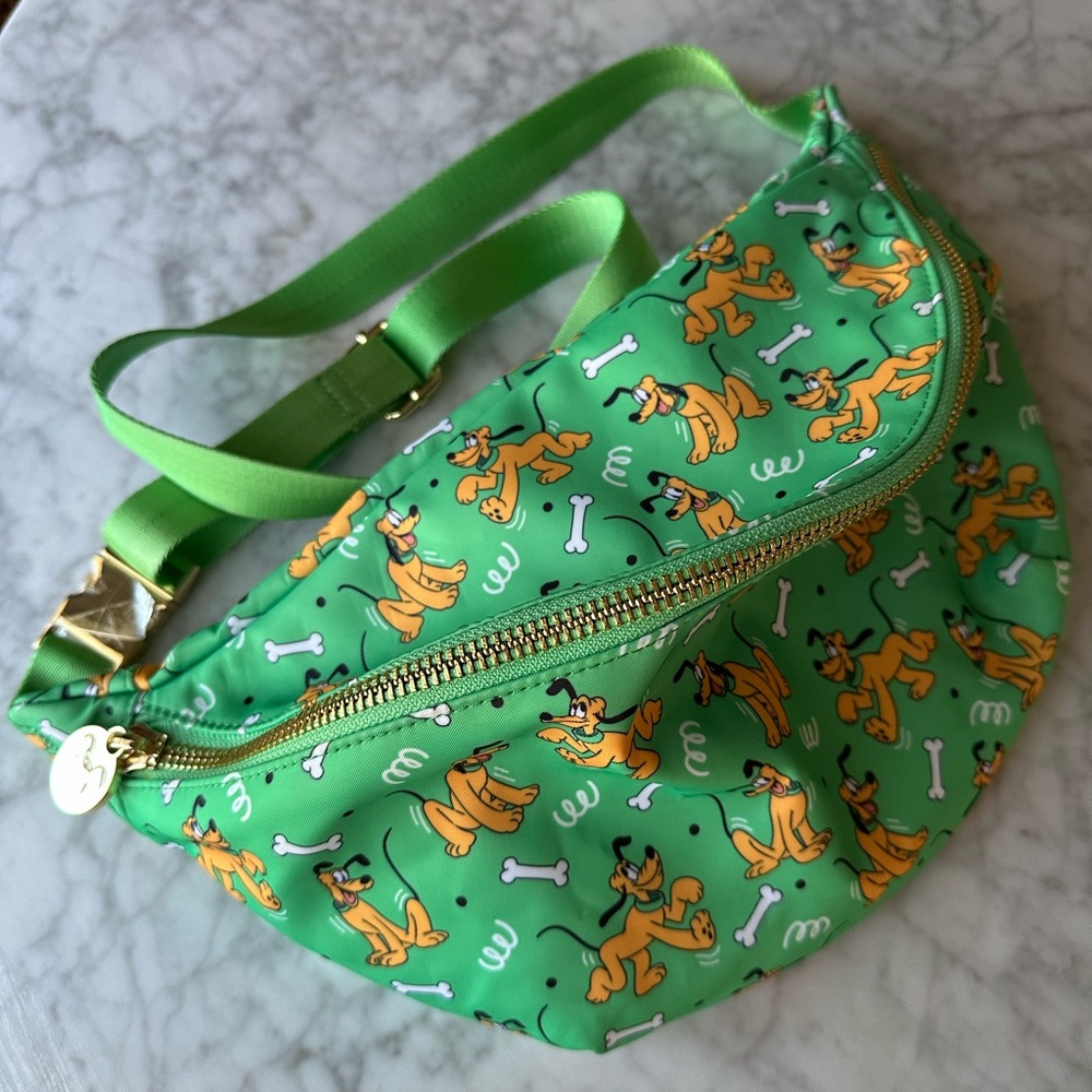 Stoney Clover Jumbo Pluto Fanny Pack
